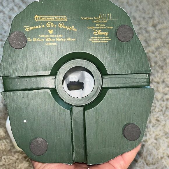 2008 Hawthorn Village, Disney Donald's Gift Wrapping A0909 - Picture 14 of 16